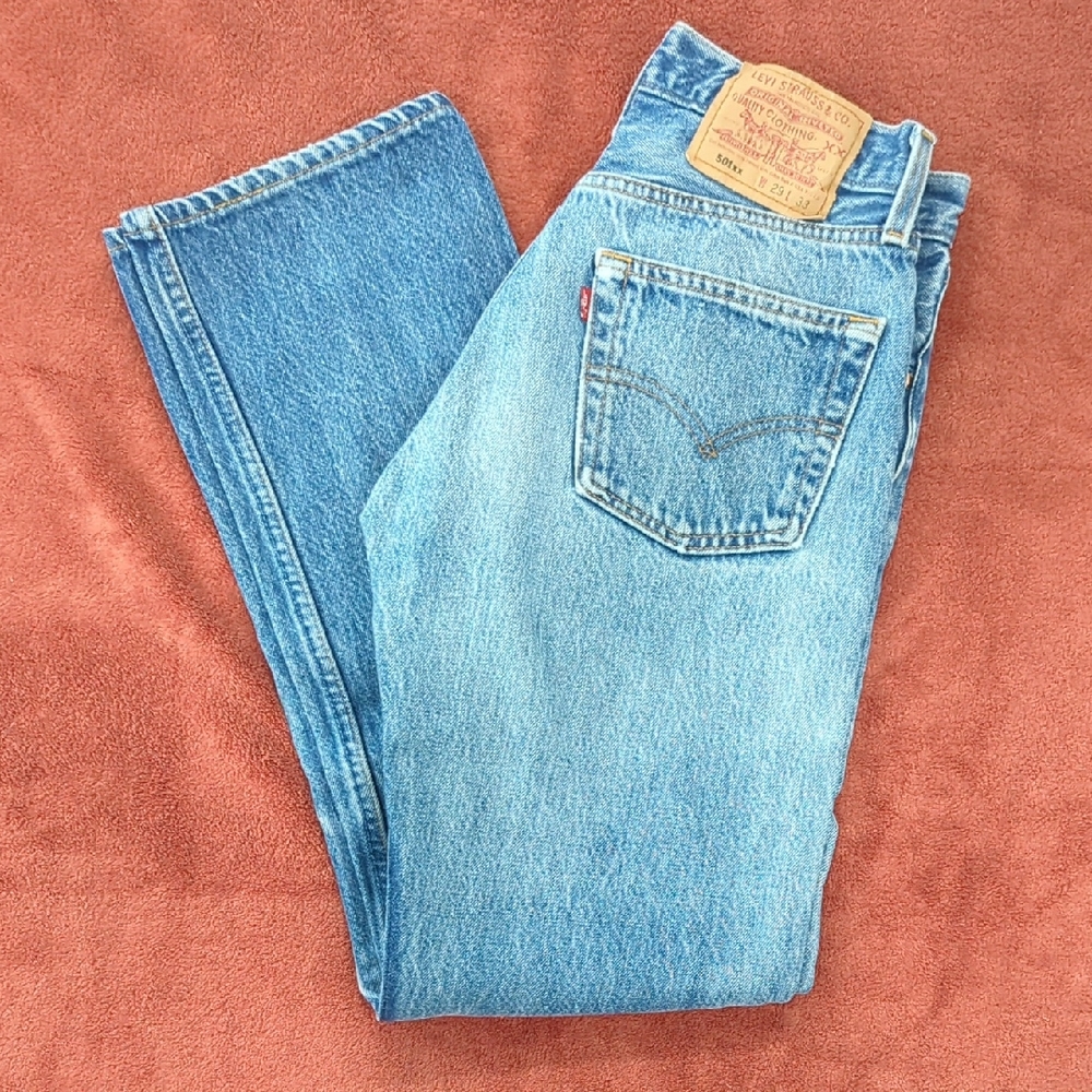 Levi's 501 Button Fly Jeans Faded Blue Denim Made In The USA Size 29x33